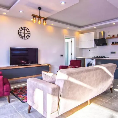 Villa Kalkan'da Kiralık ıç Ve Dış Havuzlu Balayı Villası